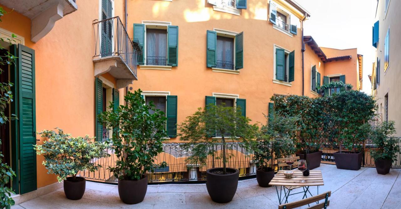 La Terrazza In Centro Apartment Verona Exterior photo